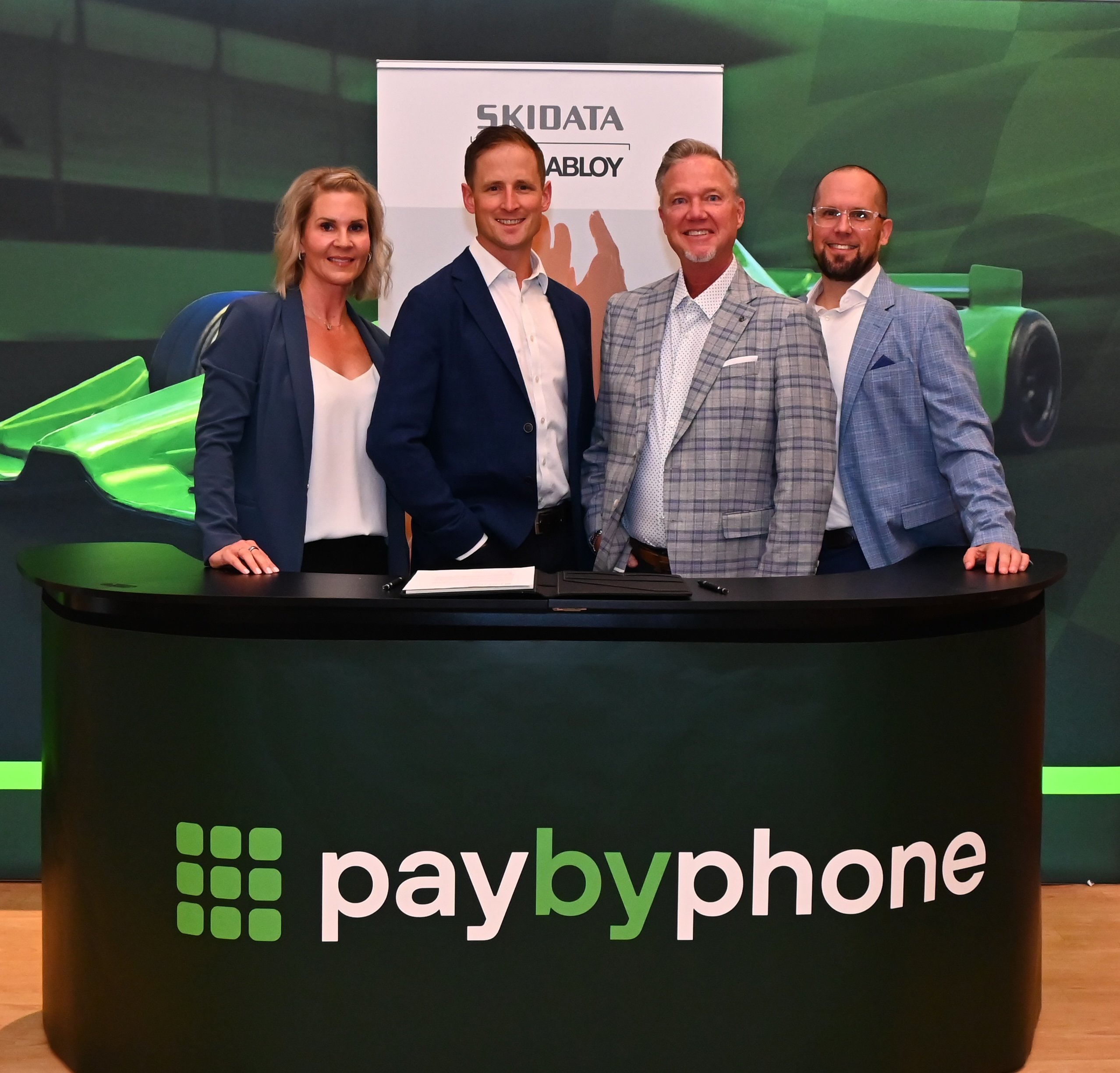 PBPNA PayByPhone and SKIDATA sign strategic global partnership