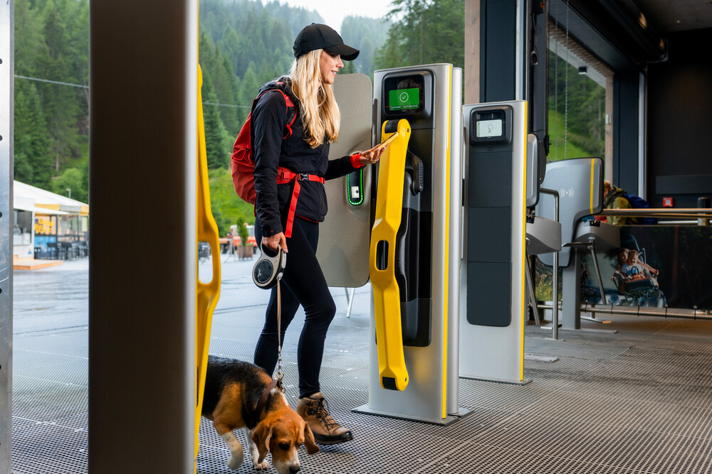 sMove wins red dot award 2025  (2)