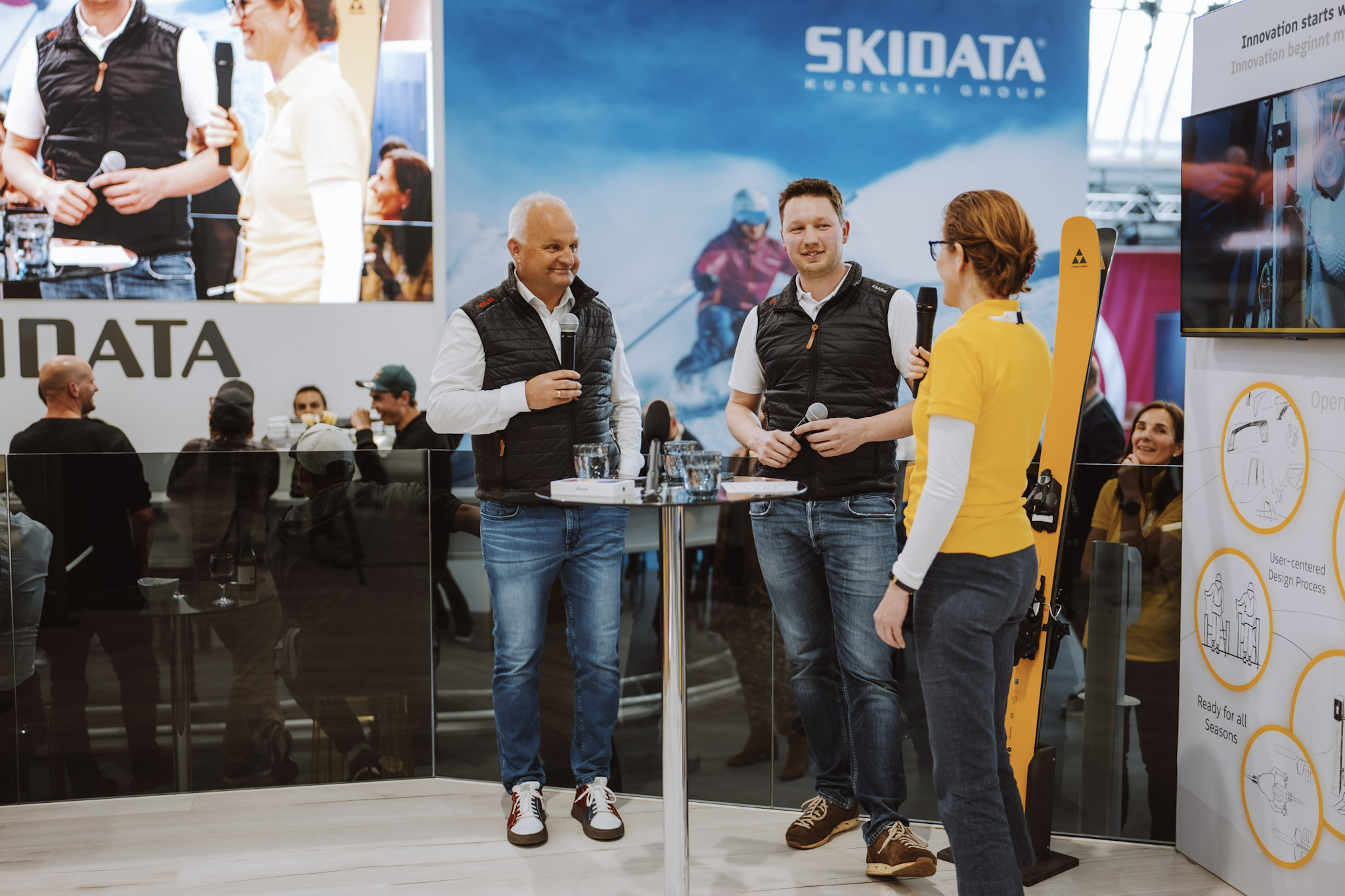 Smartphone Ski Pass Expert Talk SKIDATA