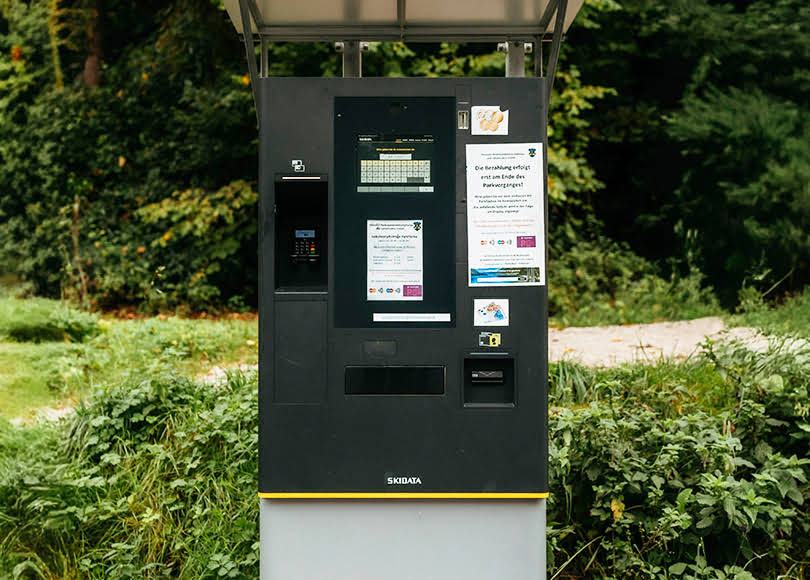 Intelligentes Parken ohne Schranken – auch ohne Handyempfang