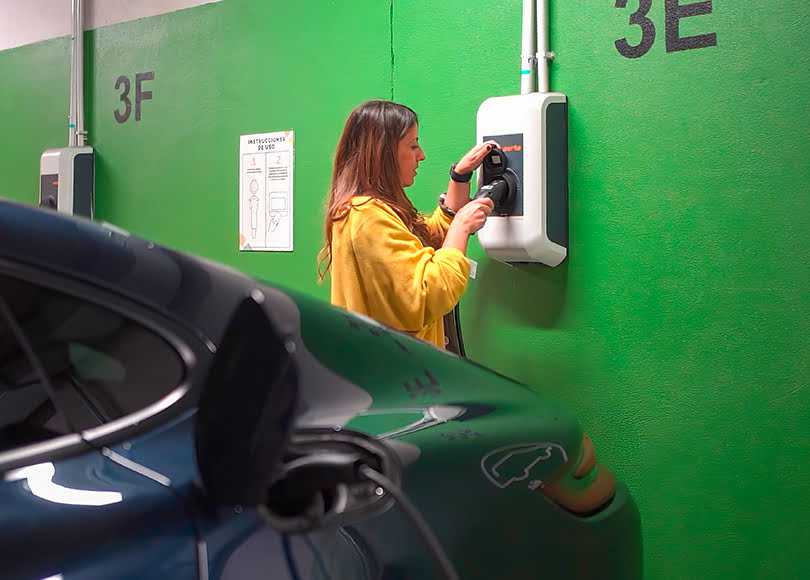 Smart Parking Solutions for Spain's Most Connected Shopping Destination