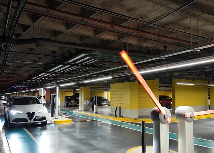 Smart Parking at Catalonia's Largest Shopping Center